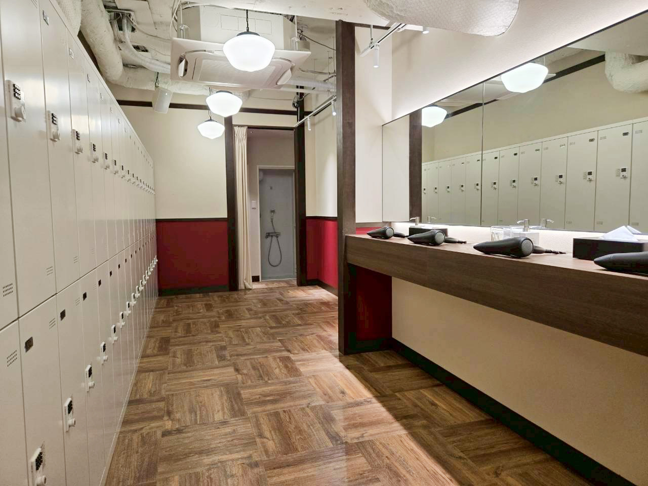 南浦和フィットネス写真：更衣室3