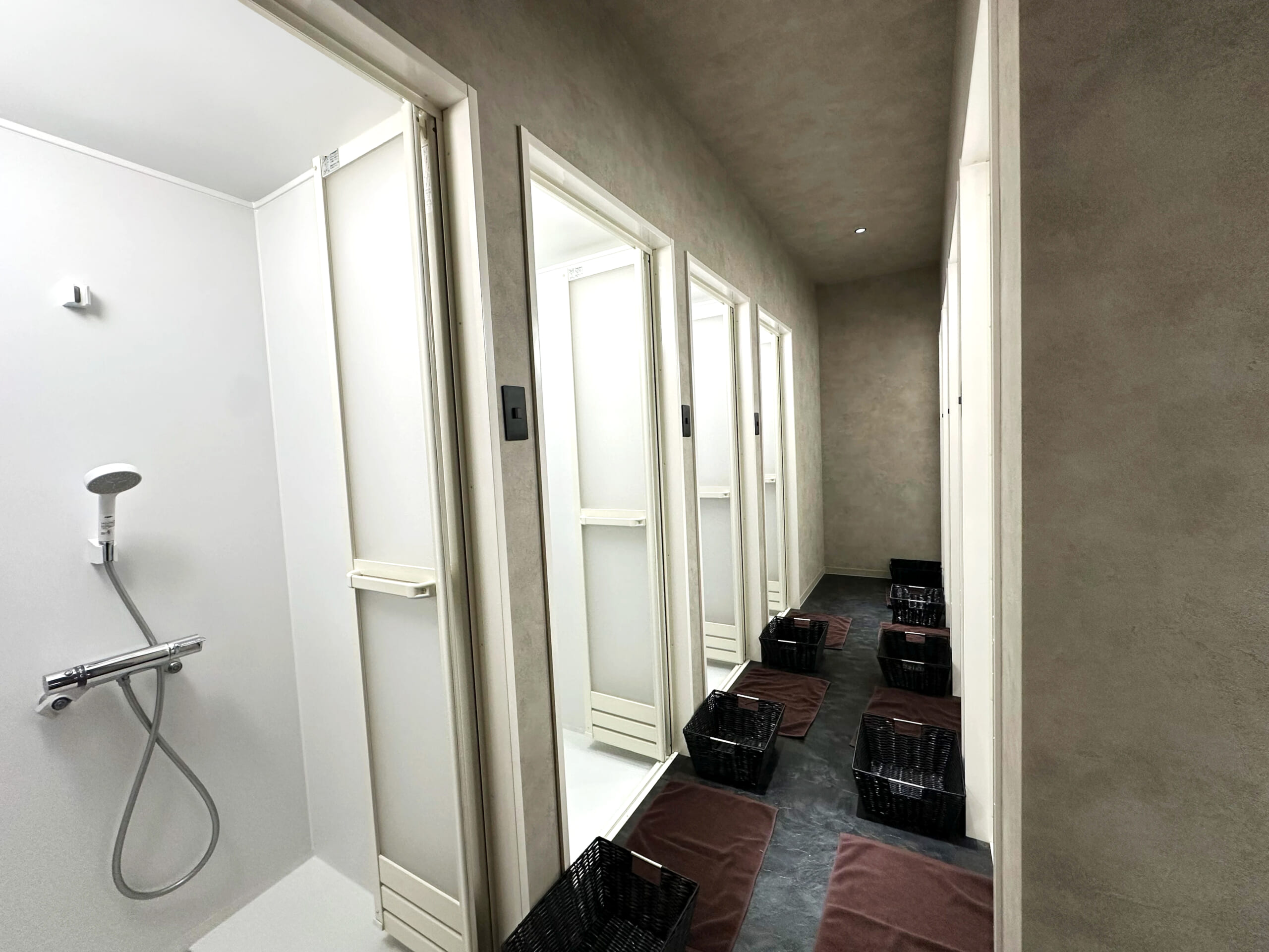 新宿ジム写真：更衣室3