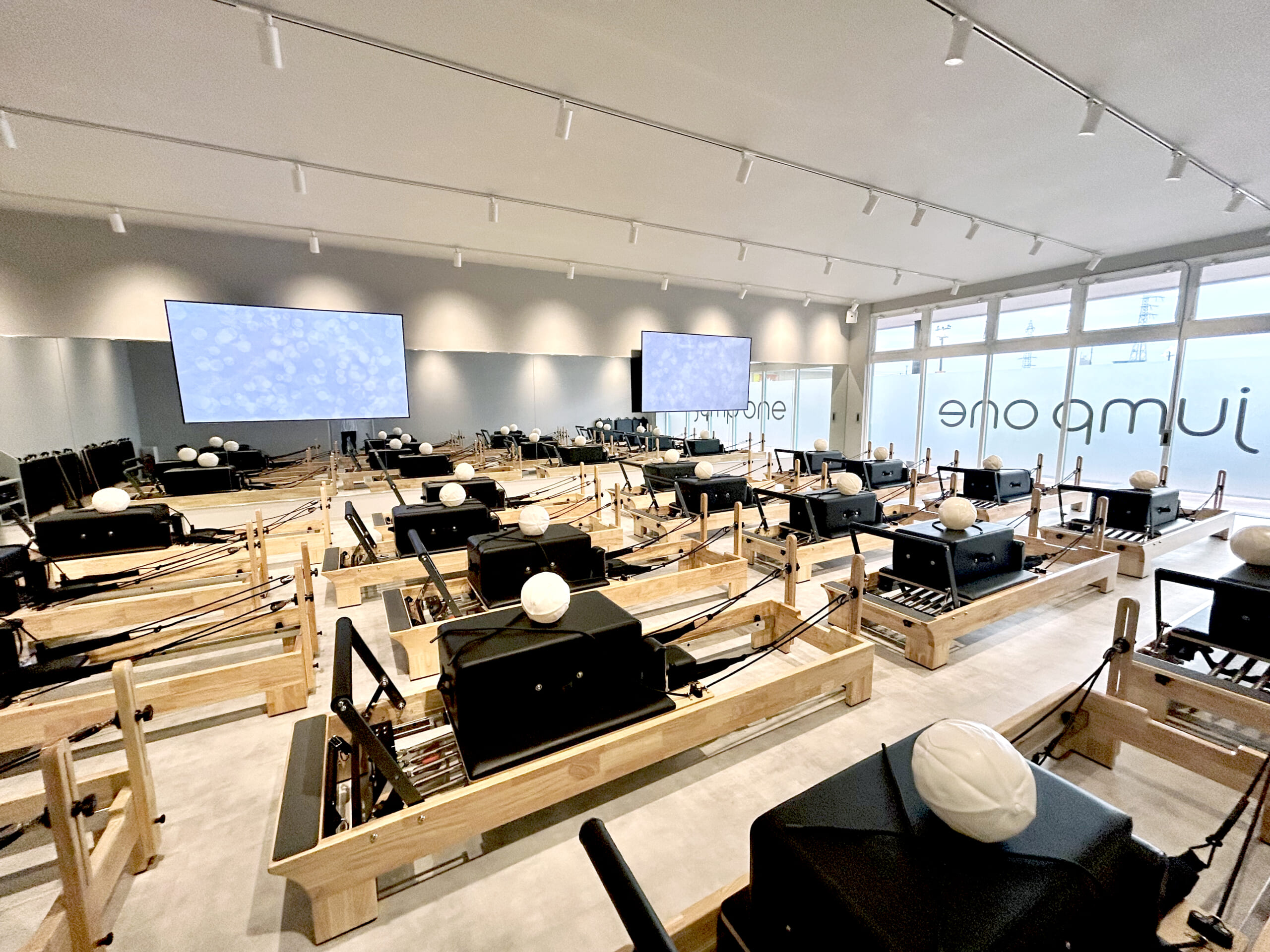 刈谷ジム写真：ピラティススタジオ