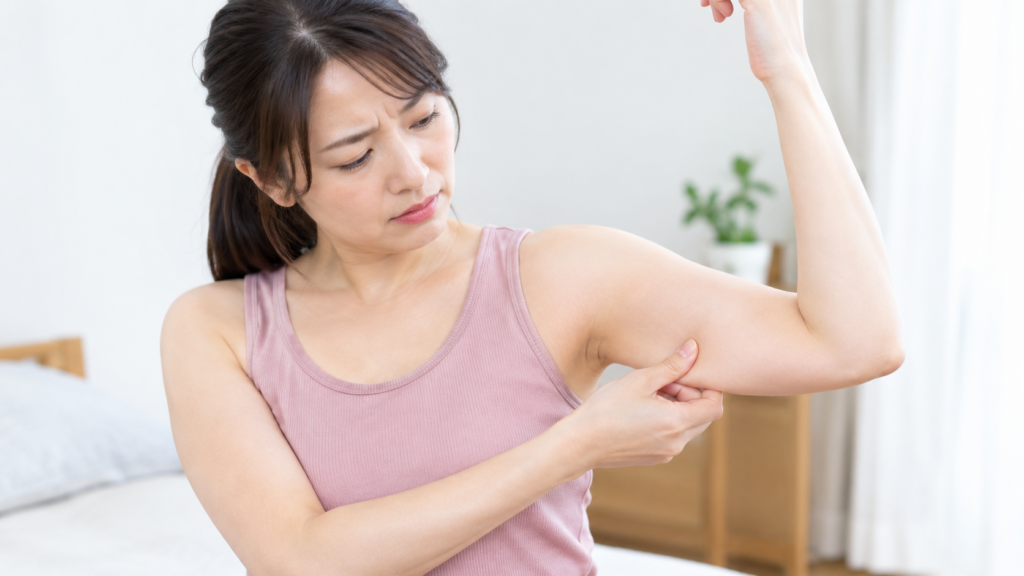 腕立てだけではダメ！？二の腕やせの効果的方法